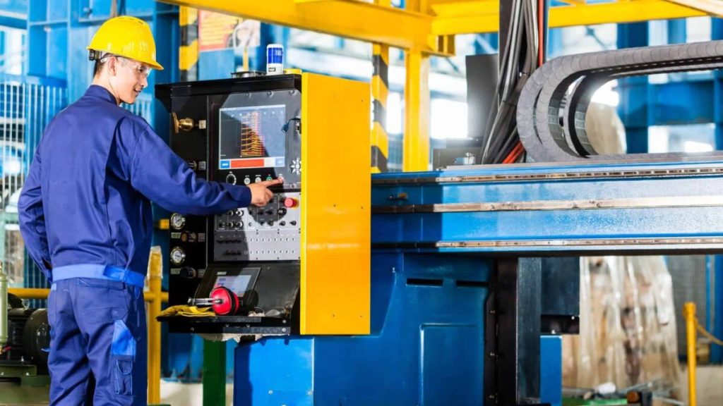 Otomasi Industri di Sektor Pertanian: Memanfaatkan Teknologi untuk Hasil yang Lebih Baik