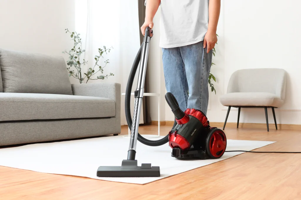 Cyclonic Vacuum