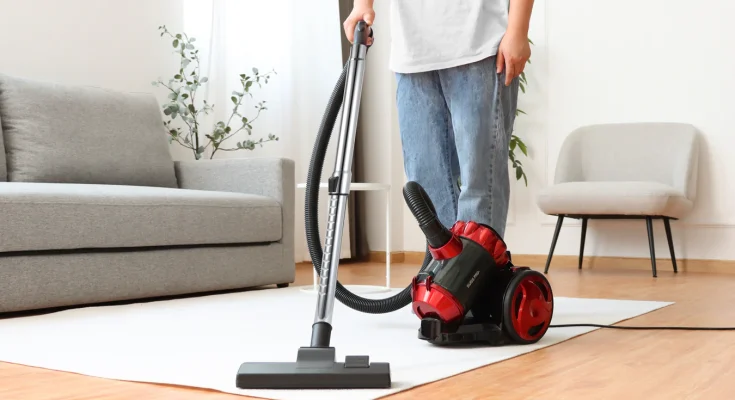 Cyclonic Vacuum