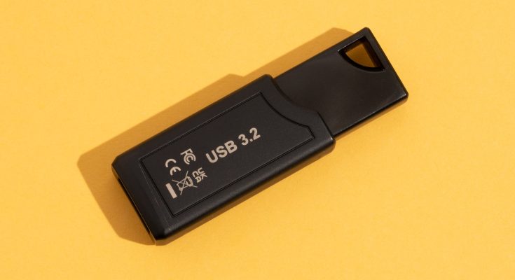 USB Flash Drive