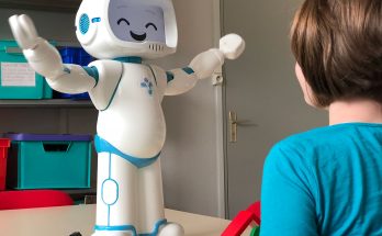 Therapy Robot: Manfaat dan Tantangan Etis di Era Terapi Digital
