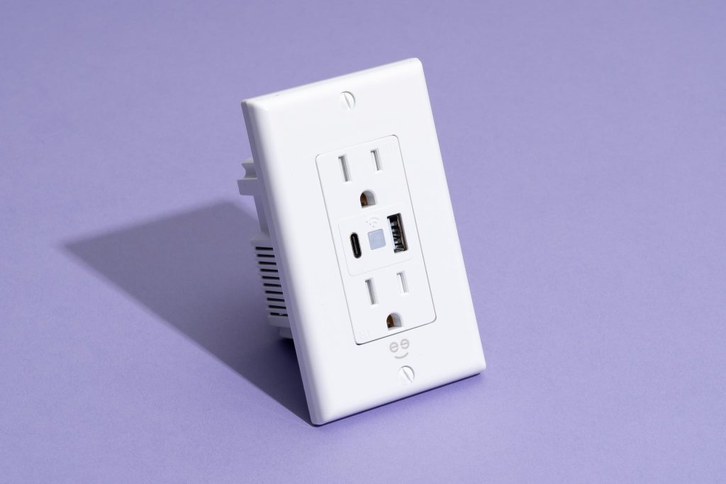 Smart Outlet